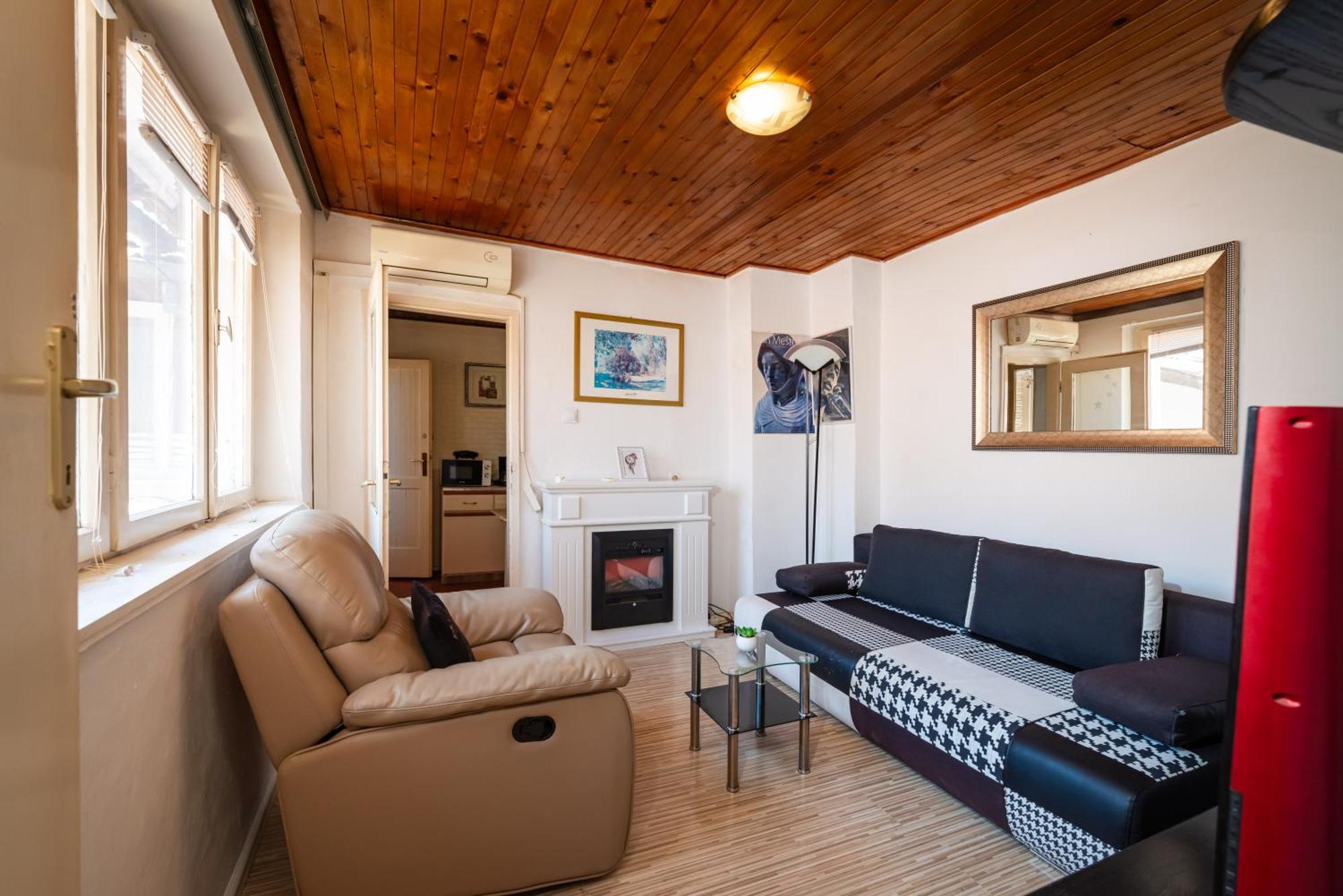 Timeless Antique Old Town With Terrace Appartement Zadar Buitenkant foto