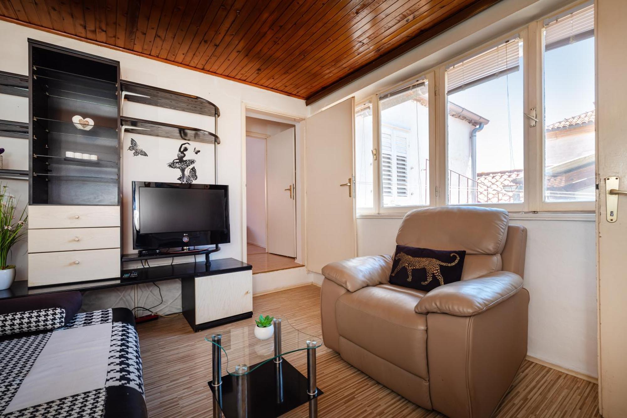 Timeless Antique Old Town With Terrace Appartement Zadar Buitenkant foto